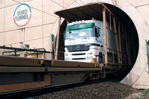  Eurotunnel portal 