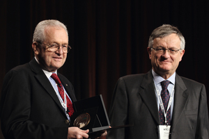  9)	Piergiorgio Grasso, vice-president of the ITACET Foundation (on the right) acknowledging Dr. Harald Wagner’s great involvement in the ITA | 