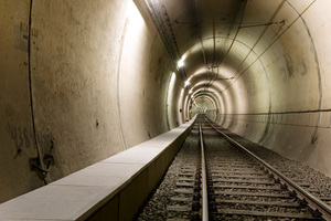  Im Brandfall können die Kabeltröge der Essener U-Bahn gleichzeitig als Fluchtweg genutzt werden 