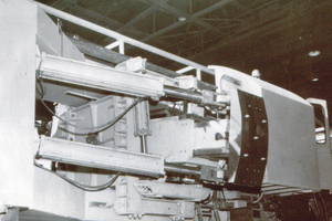  The Robbins machine for Poatina Hydro also included the first floating grippers, which allowed the machine to be continuously steered. 