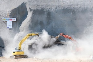  Steinbühl Tunnel: blasting operations at the Portal Hohenstadt 