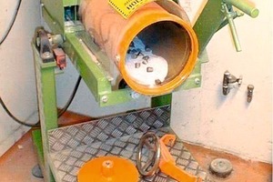 The modified Nordic Ball Mill Test apparatus 