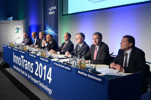  Eröffnungspressekonferenz InnoTrans 2014 (von links): Andreas Dienemann, Pressereferent, Messe Berlin GmbH; Philippe Citroën, Generaldirektor des Verbandes der Europäischen Eisenbahnindustrie (UNIFE); Prof. Dr. Ronald Pörner, Hauptgeschäftsführer des Verbandes der Bahnindustrie in Deutschland e.V. (VDB); Herbert Zimmermann, Geschäftsführer im Zentralverband Elektrotechnik- und Elektronikindustrie e.V. (ZVEI); Dr. Christian Göke, Vorsitzender der Geschäftsführung der Messe Berlin GmbH; Dr. Martin Henke, Geschäftsführer im Verband Deutscher Verkehrsunternehmen e.V. (VDV); Dr.-Ing. Roland Leucker, Geschäftsführer der Studiengesellschaft für unterirdische Verkehrsanlagen e.V. (STUVA); Matthias Steckmann, Direktor, KompetenzCenter MS Mobility &amp; Services, Messe Berlin GmbH 