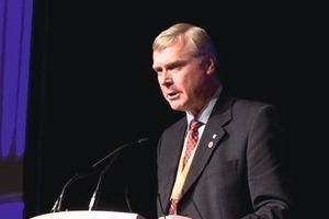  3  Rick Staples, president of the Tunnelling Association of Canada opening the 2010 World Tunnel Congress 