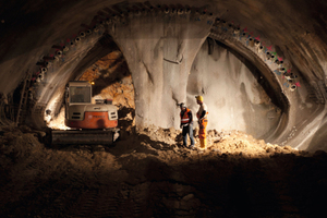  Side wall drifting in the Hirschhagen Tunnel: cautious progress with part-excavations 