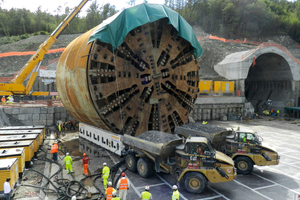  Sparvo Tunnel – transportation of the driving shield during relocation using an American Aero Go Aero-Caster air cushion 