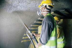  ITAtech, a manufacturer-centered group, is pushing through new concepts by establishing universal guidelines. The group is introducing a new type of near-zero rebound shotcrete, seen here in use on a Robbins TBM at the Pahang Selangor Water Tunnel in Malaysia. 