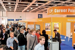  Das „Career Point“-Logo kennzeichnet die Stände aller Unternehmen, die auf der InnoTrans gezielt den Nachwuchs über ihre Karriereangebote informieren möchten 