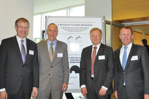  Die Organisatoren des 4.Münchener Tunnelbausymposiums (von links): Dr.-Ing. Roland Leucker (STUVA), Univ. Prof. Dr.-Ing. Jürgen Schwarz (Baubetrieb), Univ. Prof. Dr.-Ing. Manfred Keuser (Massivbau) und Univ. Prof. Dr.-Ing. Conrad Boley (Grundbau) 