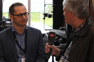  Daniel Spörri vom FGU-Vorstand beim&nbsp; Interview mit dem Schweizer Radio und Fernsehen (srf) über das Gotthard-Buch | 