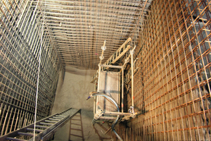  Installing reinforcement in the preliminary shaft 
