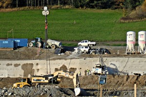 The Graz-based Baubeteiligungsgesellschaft m.b.H.is excavating and stabilizing the slope with shotcrete and permanent self-drilling anchors from Minova MAI 
