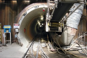  3  A 5.8 km long conveyor system was used at California’s nearby UNWI tunnels, resulting in both TBM and conveyor system availability of above 90 % 