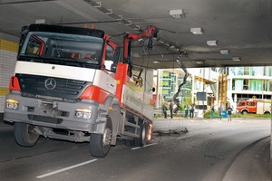  The vehicle that caused the accident in the Unna Ring Tunnel 